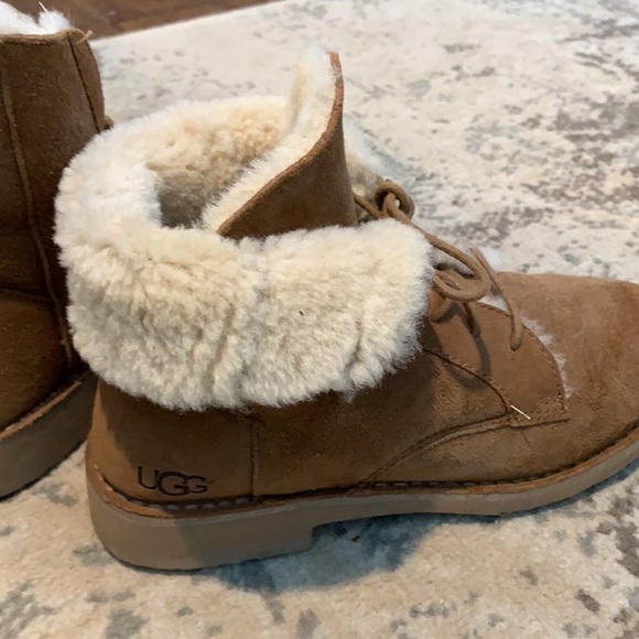 Ugg boots - Picture 3 of 6